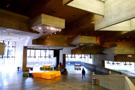 Interior view - Berkeley Art Museum and Pacific Film Archive - DSC03953