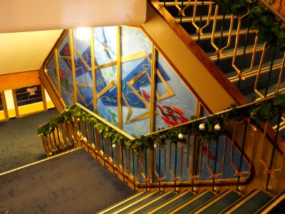 Inside SS Rotterdam, foto Trappenhuis, foto 2