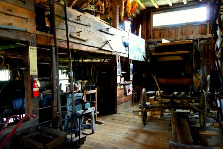 Interior view - Hadley Farm Museum - DSC07617