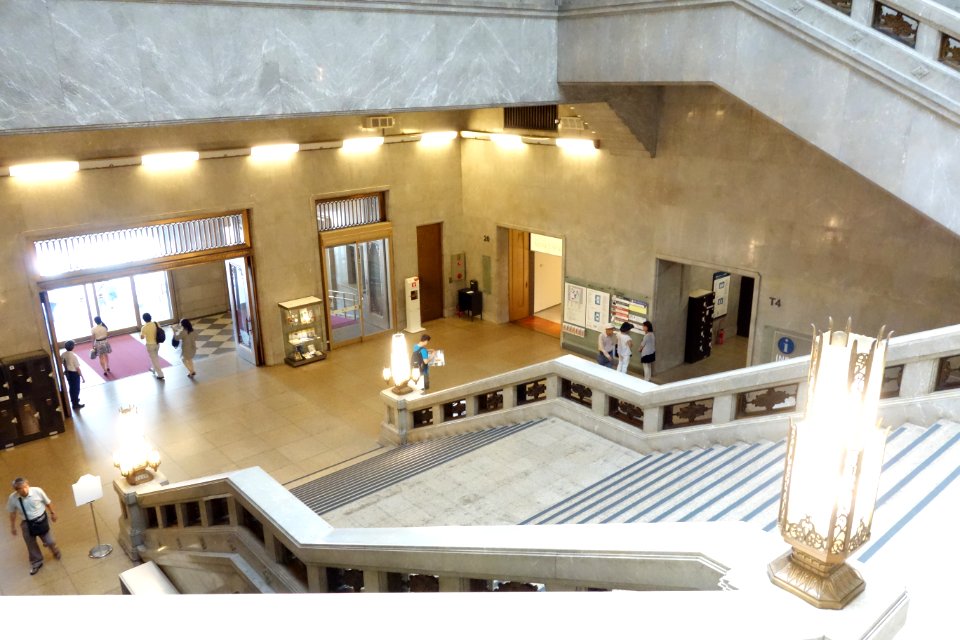 Interior view of stairway hall - Tokyo National Museum - DSC05617