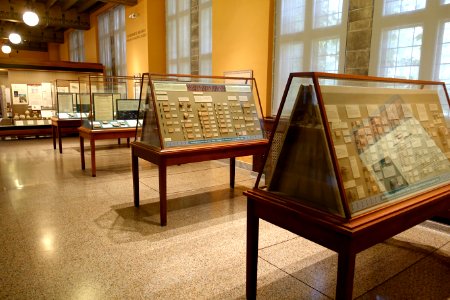 Interior view with cylinder seals - Oriental Institute Museum, University of Chicago - DSC07260