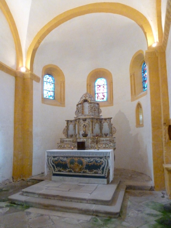 Intérieur de l'église Notre-Dame de Champ-le-Duc 12