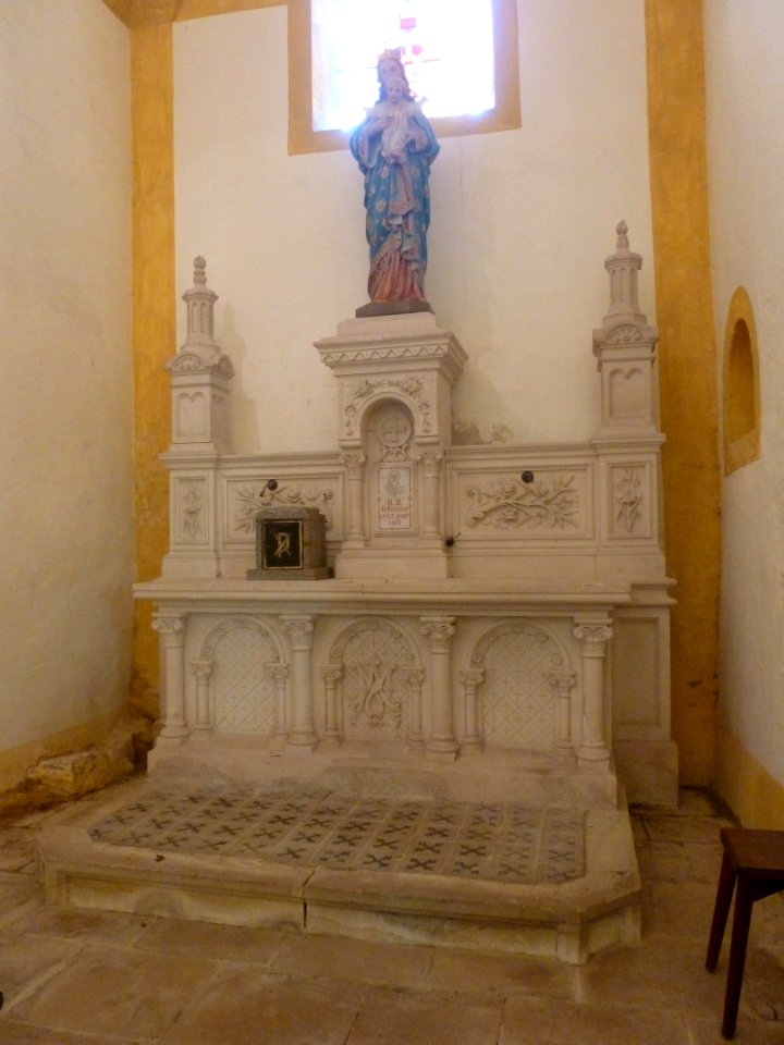 Intérieur de l'église Notre-Dame de Champ-le-Duc 13