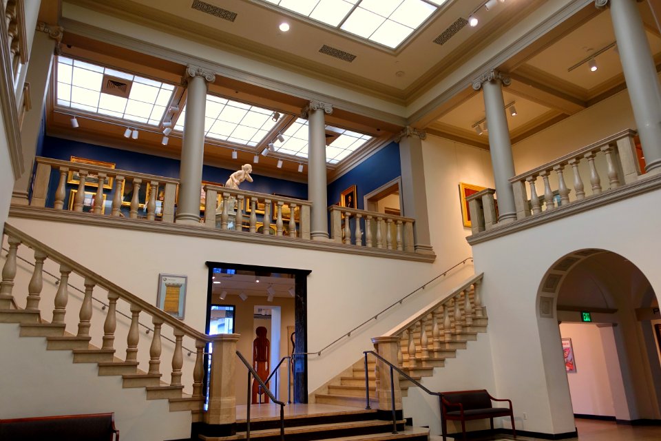 Interior view - Currier Museum of Art - Manchester, NH - DSC07340