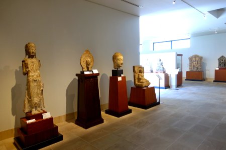 Interior view - Matsuoka Museum of Art - Tokyo, Japan - DSC07021