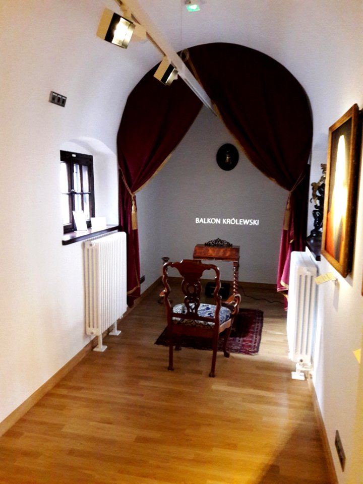 Interior of the Royal Corridor 03