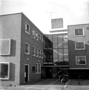 Interieurs en exterieurs van het tehuis Het Heem in Amsterdam Slotervaart, Bestanddeelnr 909-2881