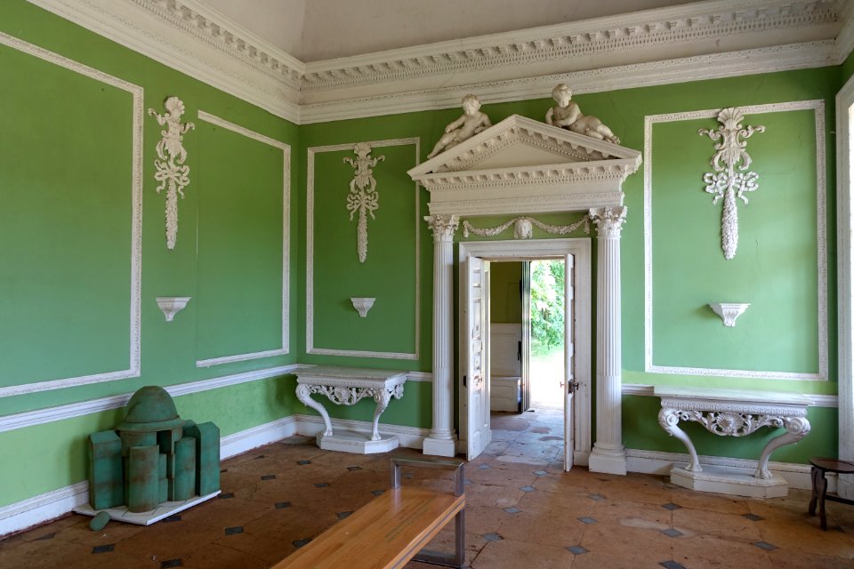 Interior - Bowling Green House - Wrest Park - Bedfordshire, England - DSC08049