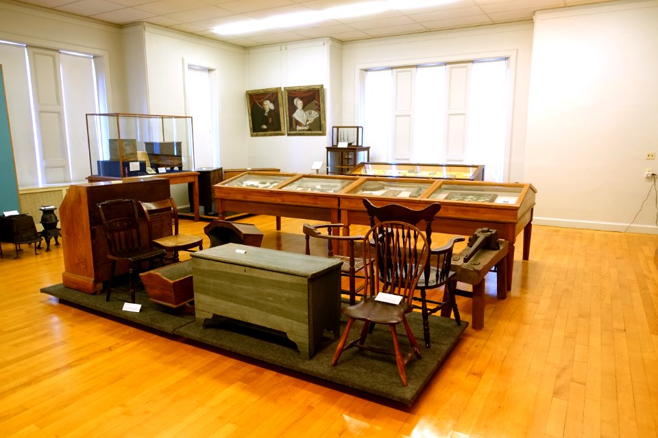 Interior view, Old Colony History Museum - Taunton, Massachusetts - DSC04002