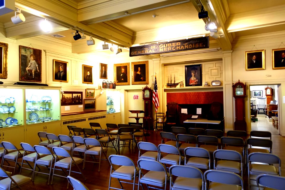 Interior view - Dedham Historical Society - Dedham Massachusetts - DSC04326
