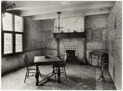Interieur van Coomans Hofje. Wiite Herenstraat 32