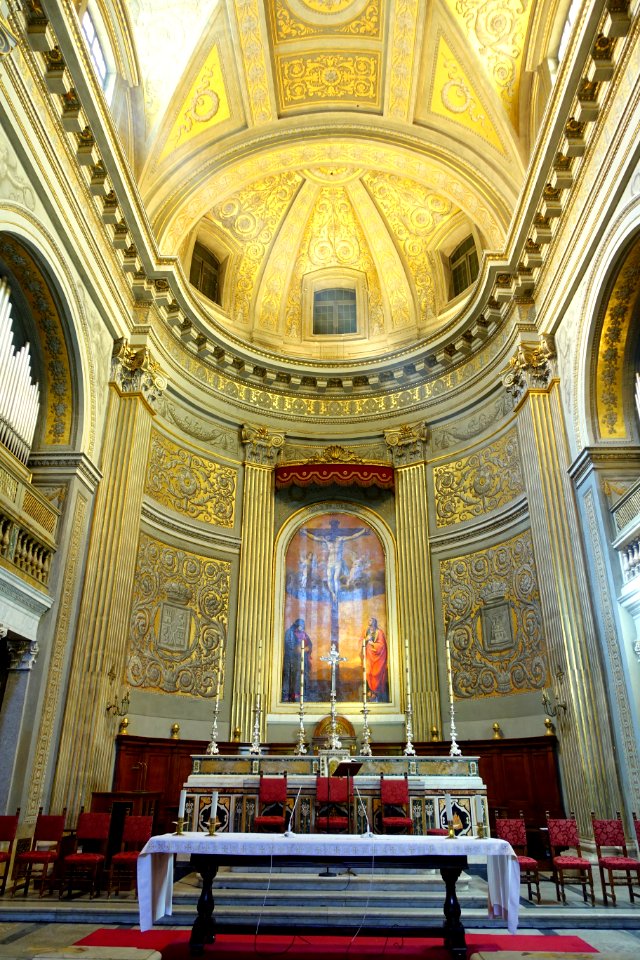 Interior view - Santa Maria in Monserrato degli Spagnoli - Rome, Italy - DSC01693