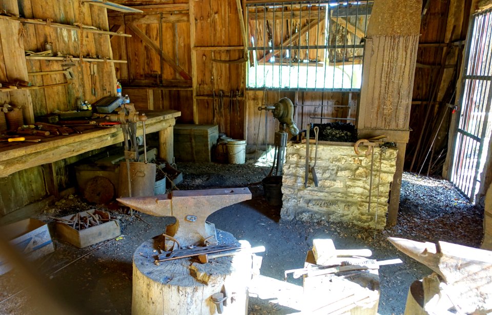 Interior - Swedish Blacksmith Shop - Zilker Botanical Garden - Austin, Texas - DSC08840