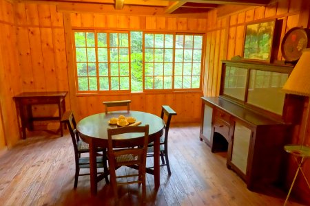 Interior of Shaw house - Karuizawa, Japan - DSC01944
