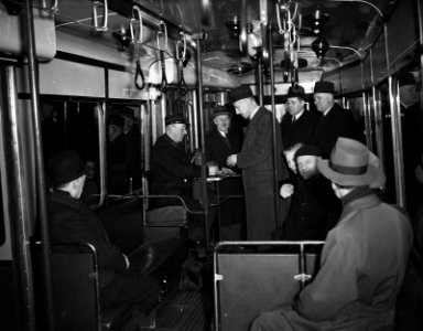 Interieur nieuwe tramwagen, Bestanddeelnr 934-5167