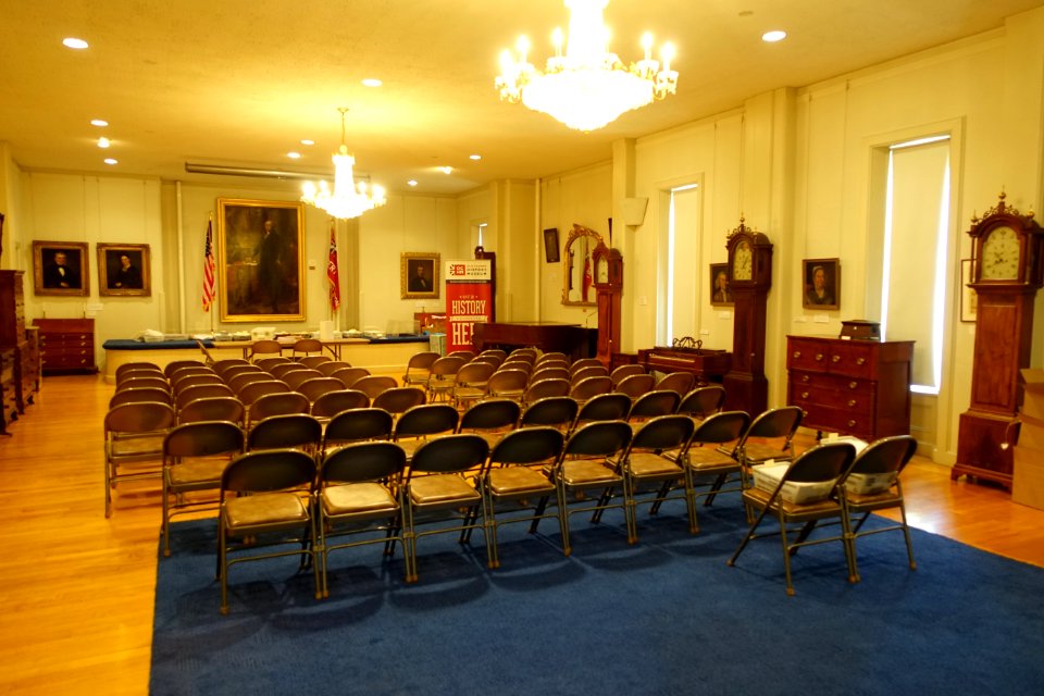Interior view, Old Colony History Museum - Taunton, Massachusetts - DSC03682