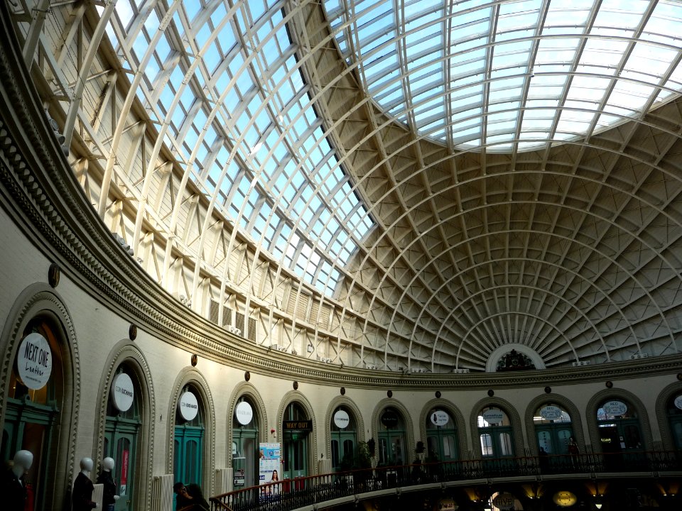 Interior of Leeds Corn Exchange 03