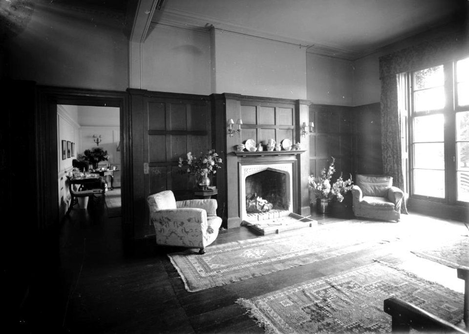 Interior of Dderw, Rhayader (1295102)