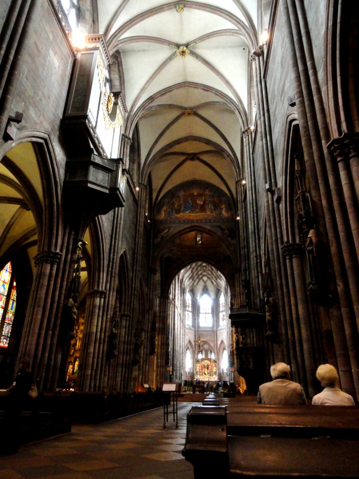 Interior of Freiburg Minster - DSC06687
