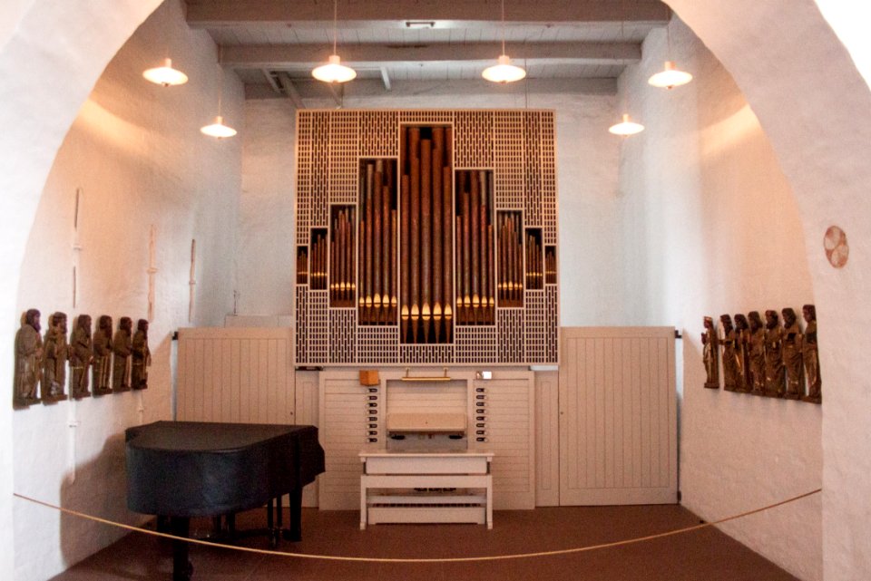 Interior of the church of Jelling, July 2015-3