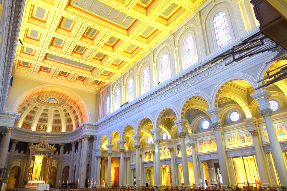 Interior view - Saint Ignatius Church - San Francisco, CA - DSC02550
