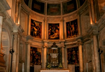 Interior of Igreja de Santa Maria de Belém 2007-07-20-09