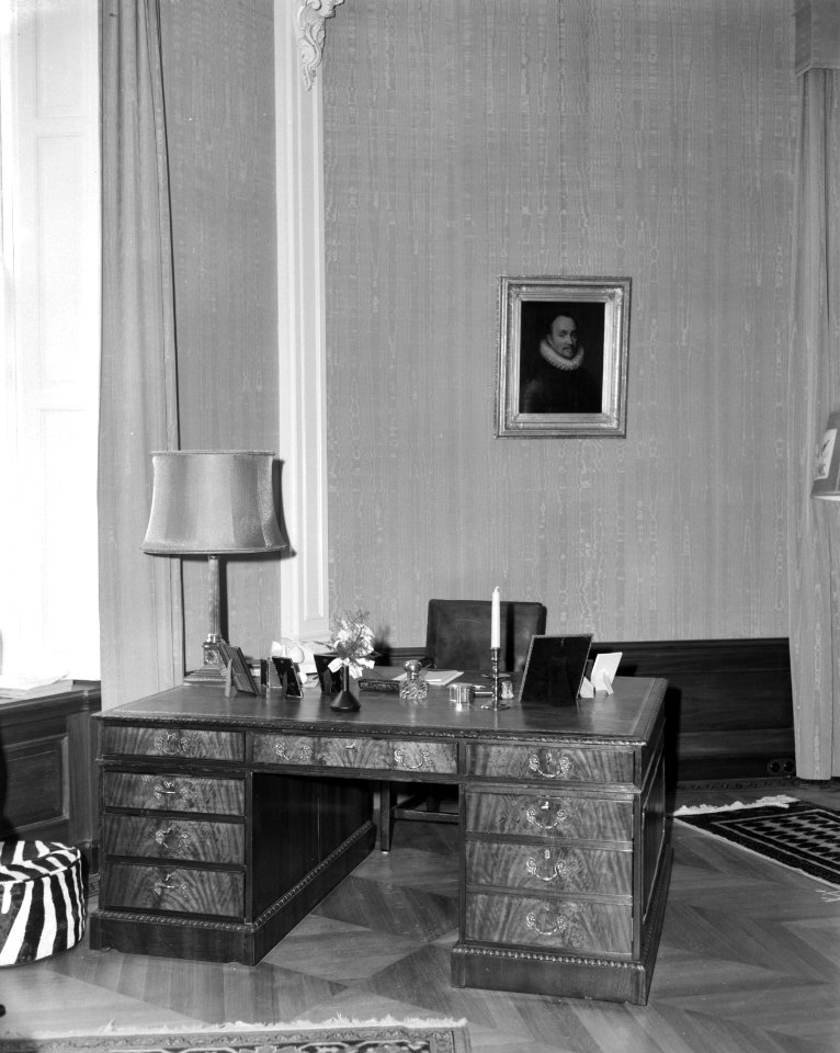 Interieur Slot Drakensteyn . De werkkamer, Bestanddeelnr 914-9938