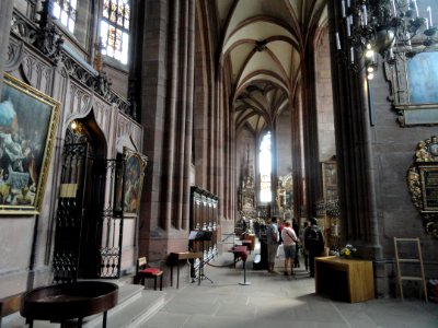 Interior of Freiburg Minster - DSC06579