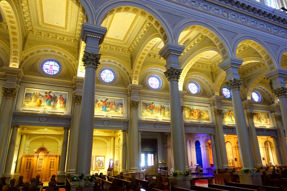 Interior view - Saint Ignatius Church - San Francisco, CA - DSC02523