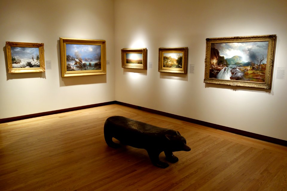 Interior view - New Britain Museum of American Art - DSC09302