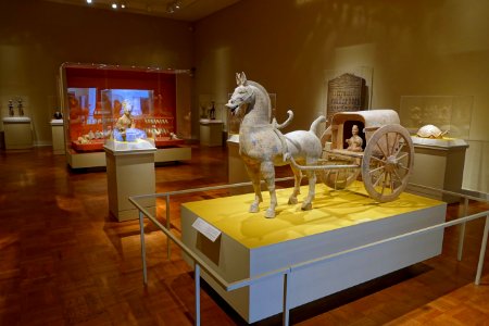 Interior view - Portland Art Museum - Portland, Oregon - DSC08502
