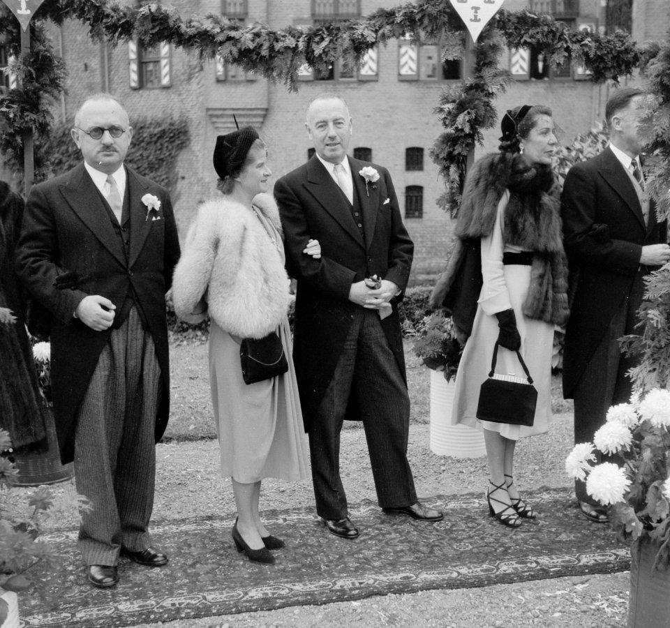 Huwelijk te Haarzuilen Graaf Van Nicolay Barones van Zuilen van Nijevelt van der, Bestanddeelnr 904-2410