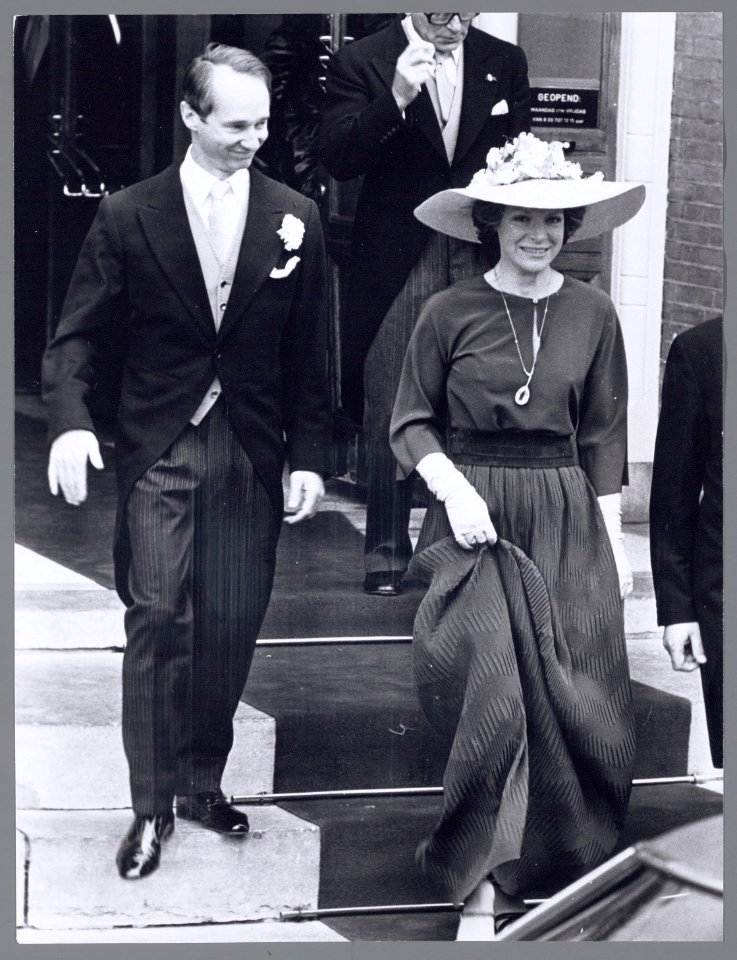 Huwelijk prinses Christina en Jorge Guillermo Prinses Irene en prins Carel Hugo, Bestanddeelnr 006-0013