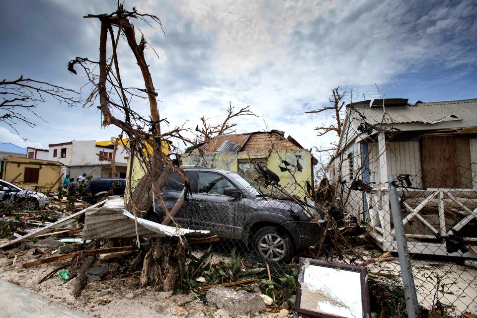 Hurricane Irma on Sint Maarten (NL) - starting to clean up - 03