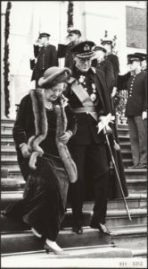 Huwelijk prinses Margriet en mr. Van Vollenhoven. Koningin Juliana en prins Bern, Bestanddeelnr 018-1252