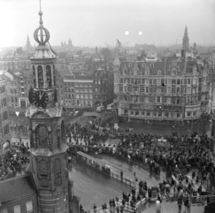 Huwelijk prinses Beatrix en Claus von Amsberg , overzicht bij Munt, Bestanddeelnr 918-8916