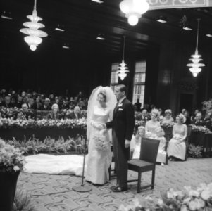Huwelijk prinses Beatrix en Claus von Amsberg , plechtigheid in Raadszaal Stadhu, Bestanddeelnr 918-8786