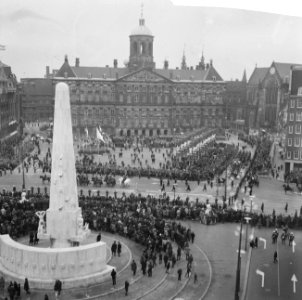 Huwelijk prinses Beatrix en Claus von Amsberg , overzicht bij de Dam, Bestanddeelnr 918-8918