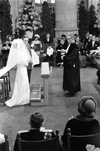 Huwelijk prinses Margriet en mr. Pieter van Vollenhoven huwelijksplechtigheid in, Bestanddeelnr 919-9696