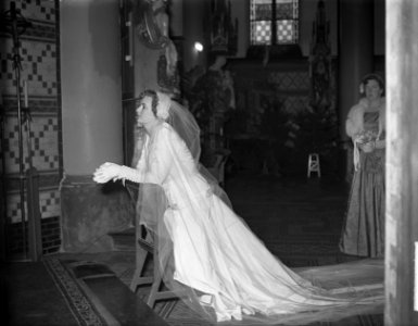 Huwelijk van de heer Hans Smulders Kerkelijke inzegening, Bestanddeelnr 904-3798 photo