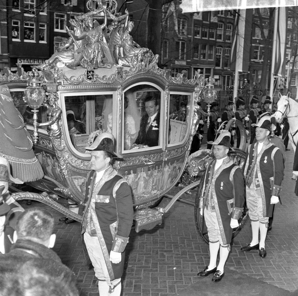 Huwelijk prinses Beatrix en Claus von Amsberg , de Gouden Koets, Bestanddeelnr 918-8892