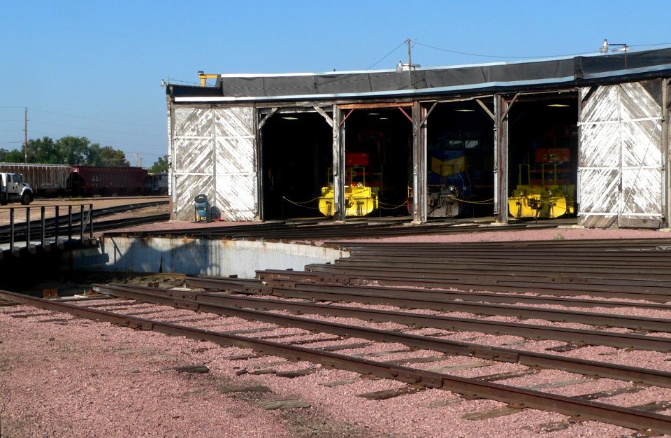 Huron, SD, Chicago-Northwestern roundhouse, turntable 2