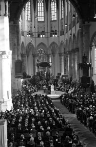 Huwelijk prinses Margriet en mr. Pieter van Vollenhove huwelijksplechtigheid in , Bestanddeelnr 919-9718