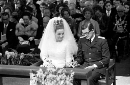 Huwelijk prinses Margriet en mr. Pieter van Vollenhoven huwelijksplechtigheid in, Bestanddeelnr 919-9677