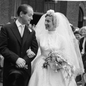 Huwelijk van Hannie Lips en Henk Scholten te Rotterdam, Bestanddeelnr 911-2856