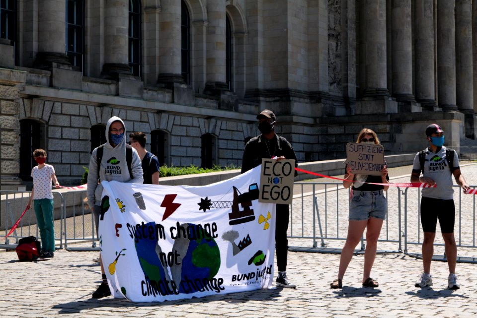 Human chain mobility protest Berlin 2020-06-02 78