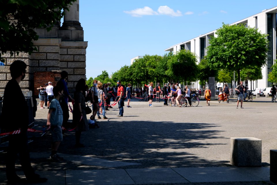 Human chain mobility protest Berlin 2020-06-02 73