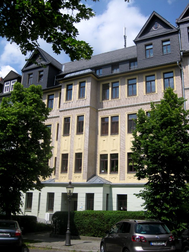 Humboldtstraße 15