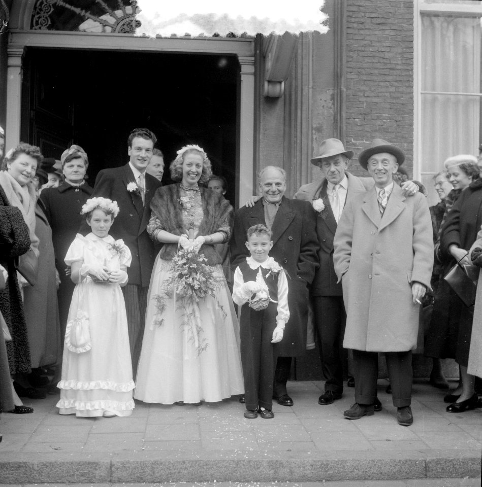 Huwelijk Alie van Vorden met Bertus Bakker , hoofdstad operette, Bestanddeelnr 906-1257