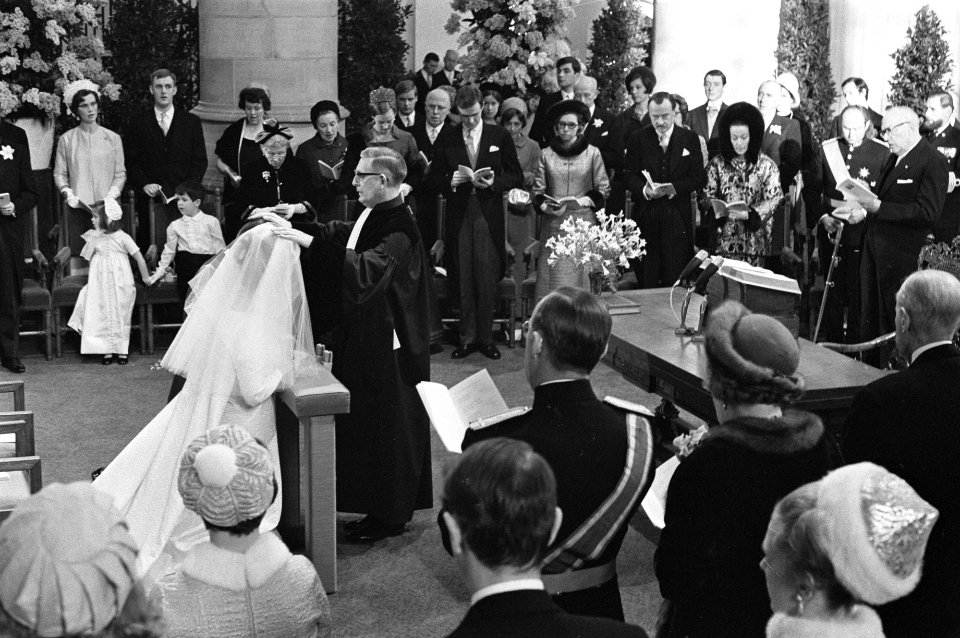 Huwelijk prinses Margriet en mr. Pieter van Vollenhoven huwelijksplechtigheid in, Bestanddeelnr 919-9698